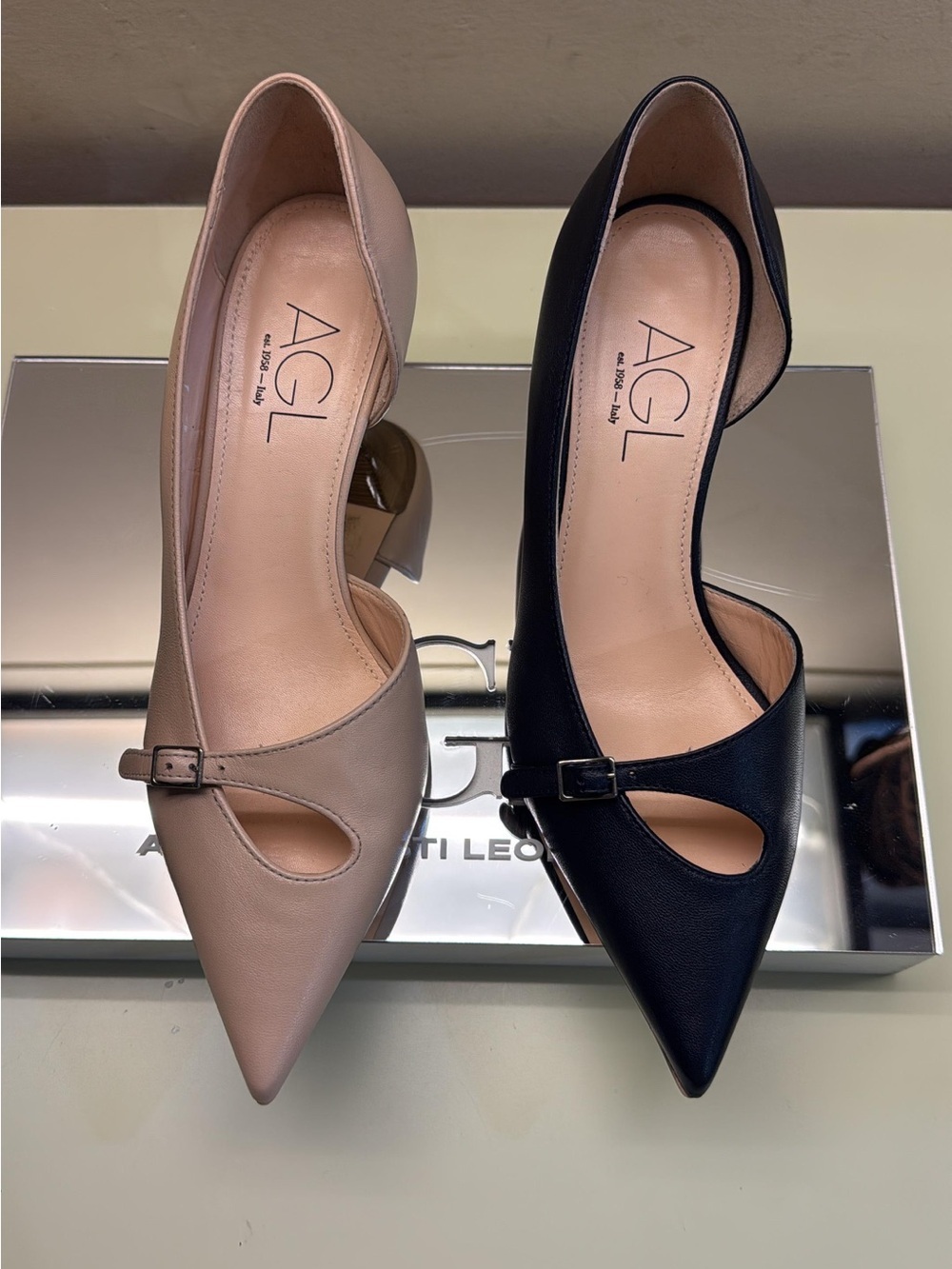 AGL Black Leather Pointed Mary Jane Kitten Heels - Picture 4 of 6